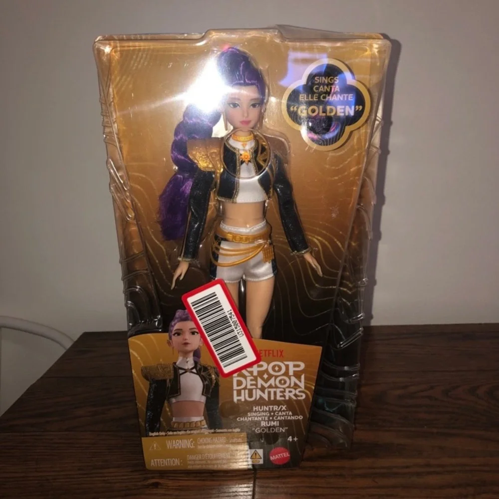 kPop Demon Hunters huntr/X Singing Rumi Doll golden